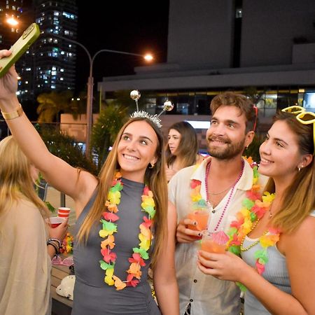بيت شباب Tequila Sunrise Podstel غولد كوست المظهر الخارجي الصورة